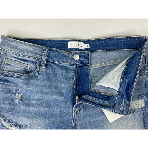 Cello Women Large Denim Shorts Mom Jeans Cuff High Rise NWT - Picture 4 of 8